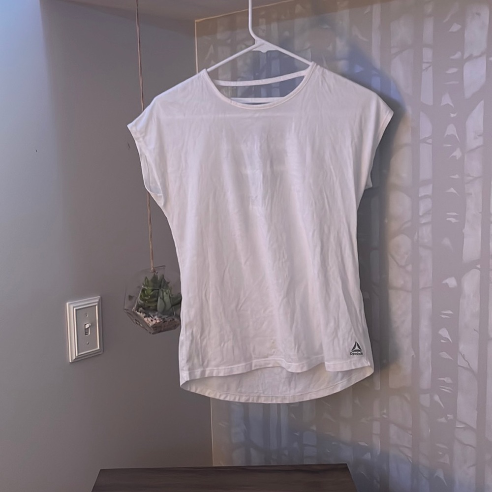 Reebok Open Back Shirt - Picture 1 of 2